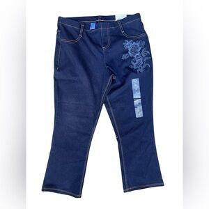 Embroidered Blue Jeans for Women Cropped Denim Jeggings Size Medium